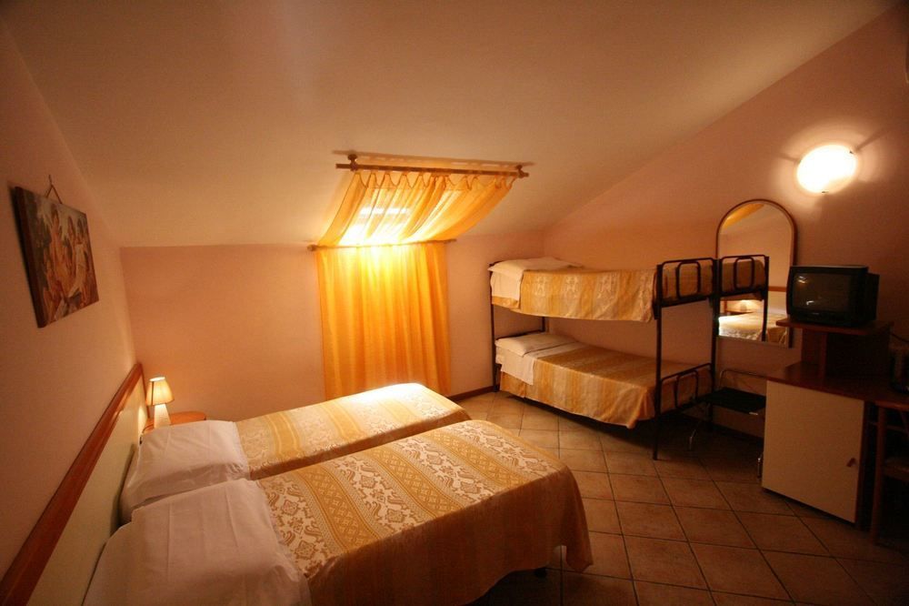 Hotel Venezia Монтекатини-Терме Экстерьер фото