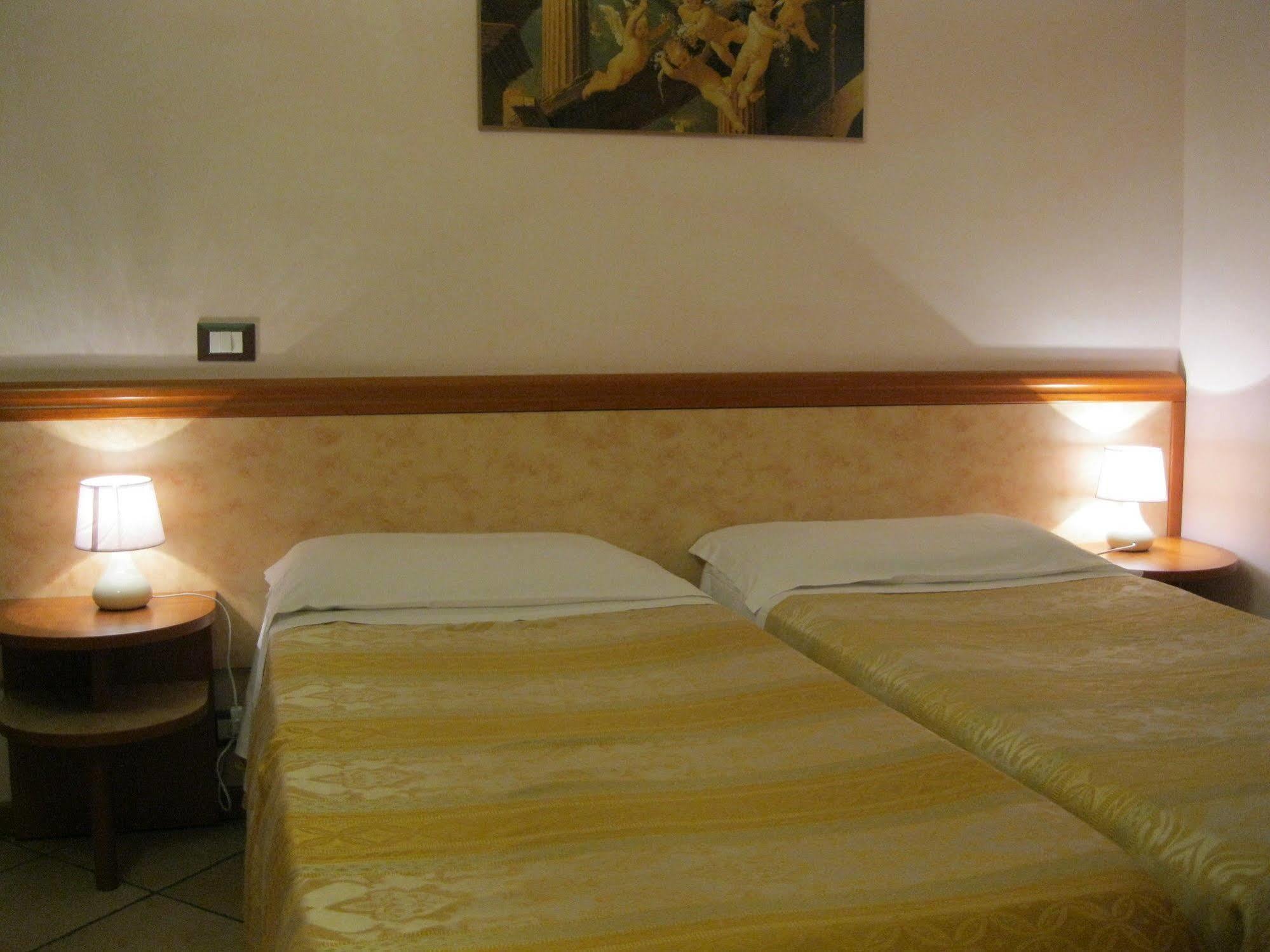 Hotel Venezia Монтекатини-Терме Экстерьер фото