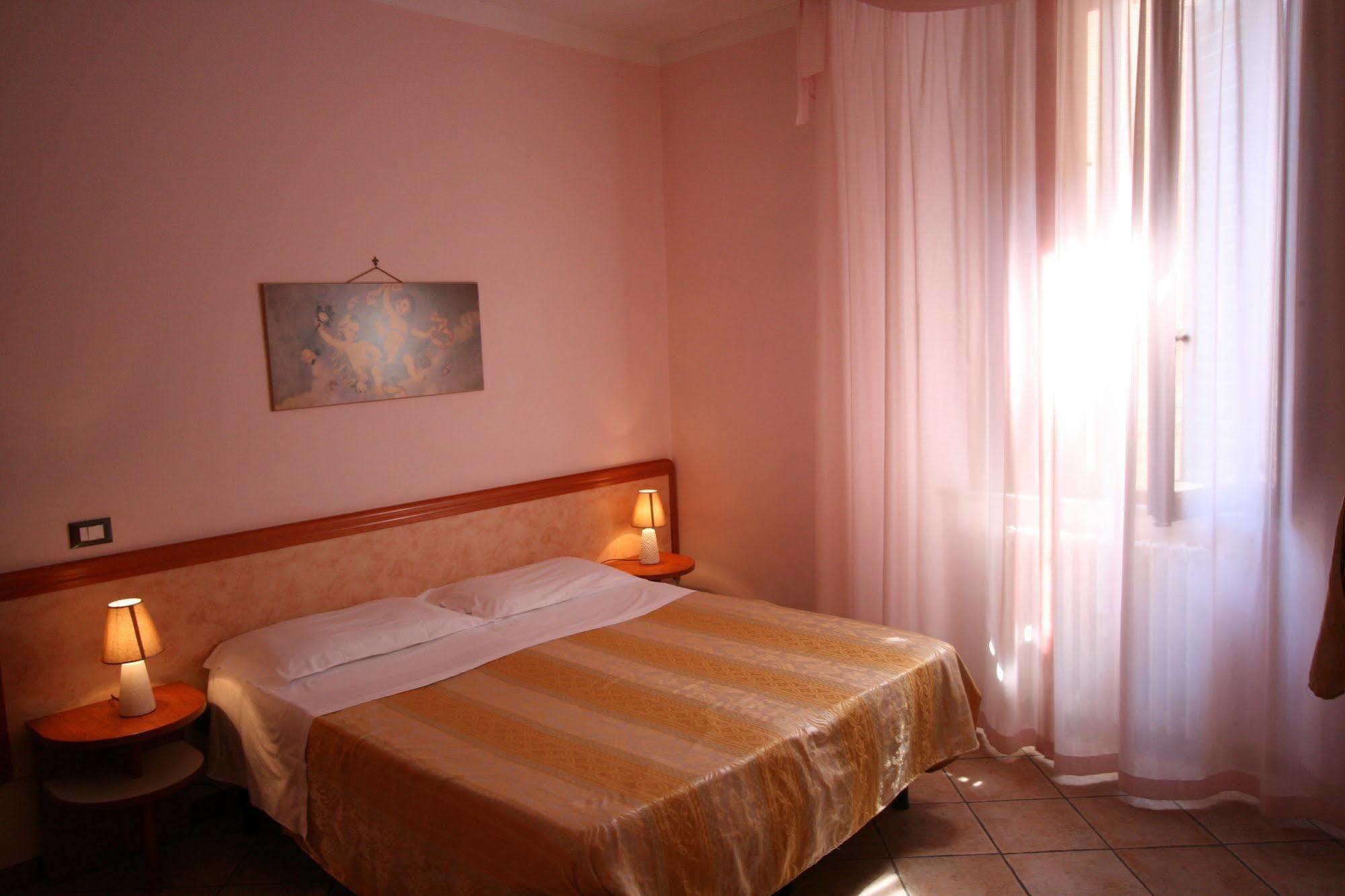 Hotel Venezia Монтекатини-Терме Экстерьер фото